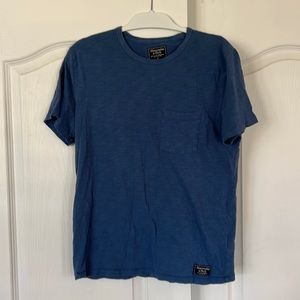 Abercrombie & Fitch pocket t-shirt